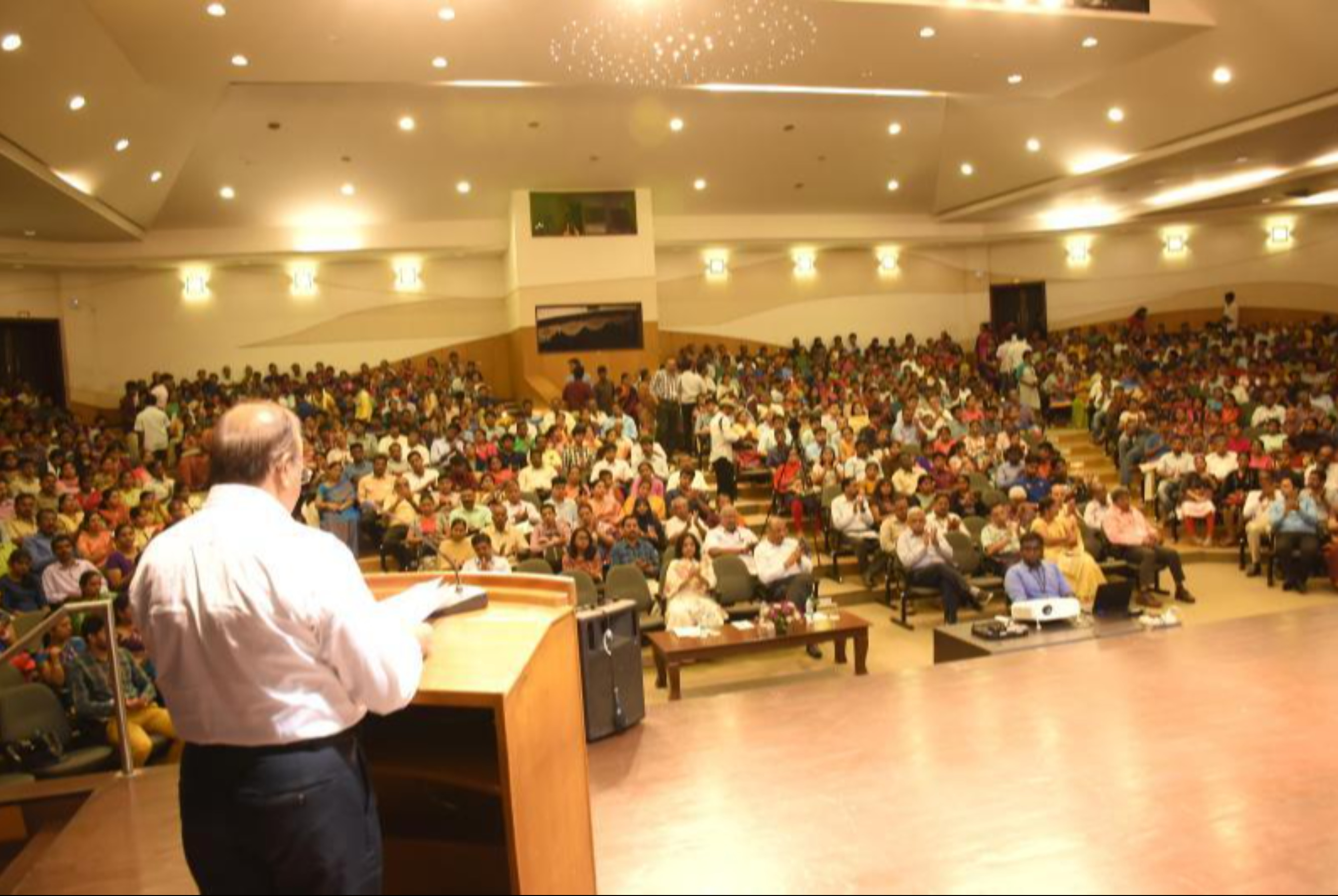 SSN university